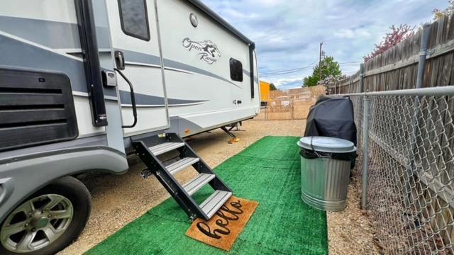 Luxury Glamping Near Idaho Event Center In Nampa Apartment Bagian luar foto